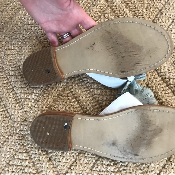 White flower Jack Rodgers 🌸! - Picture 3 of 8